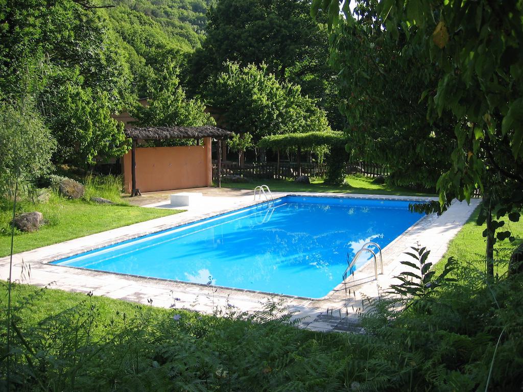 Albergue Turistico Valle Del Ambroz Hervas Bagian luar foto